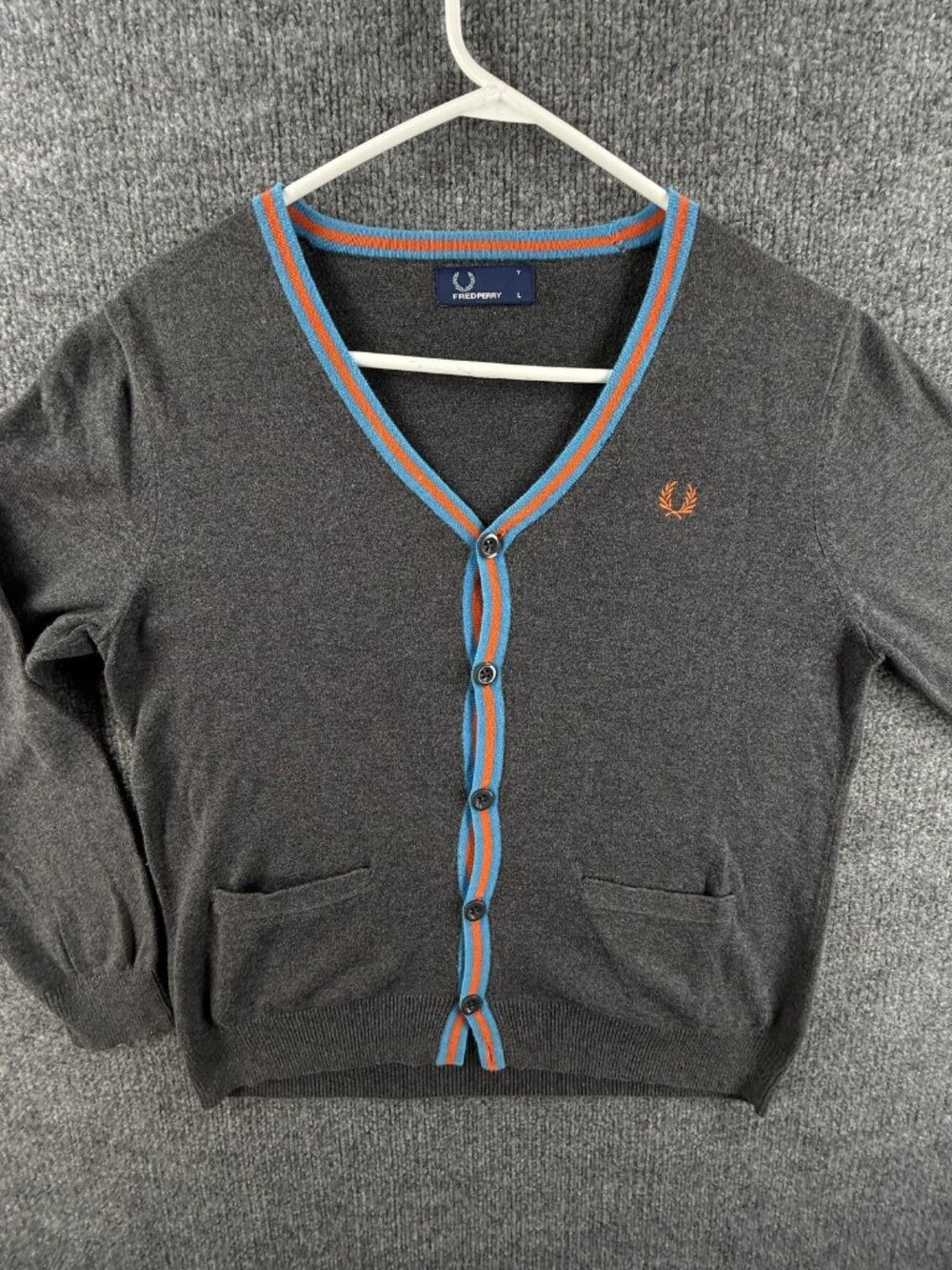 Fred Perry V-Neck Cotton Sweater Logo Cardigan Gray Large Long Sleeve Womens